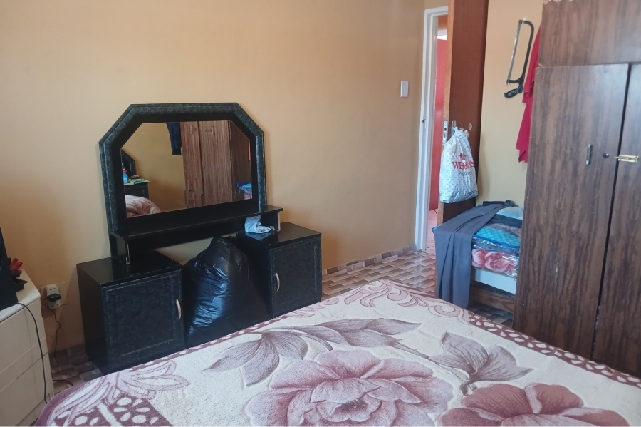 4 Bedroom Property for Sale in Roodepan Northern Cape